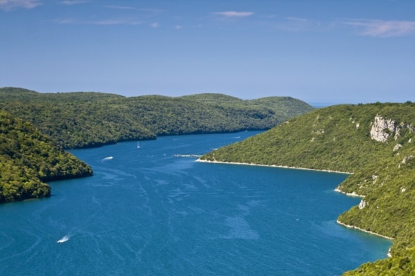Lim-bukten, Kroatia